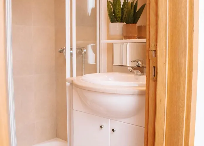 Just Like - Casa Dos Pinheiros Каминья